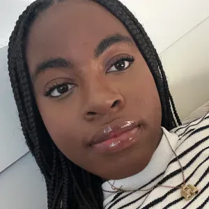 Baby-sitter expérimentée en région parisienne !