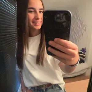 Baby sitting disponible sur vienne et ses alentours !