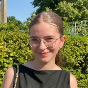 Baby-sitter débutante proche de Pontault Combault 