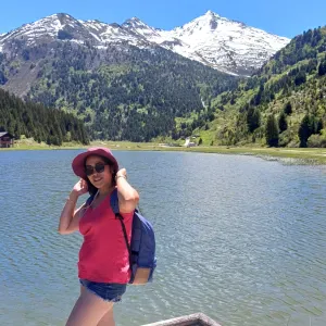 I am a House Keeper and also a baby sitter