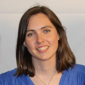 Baby-sitter à Caen étudiante L2 droit 