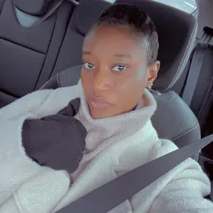 Aide à domicile pour personnes descendantes 