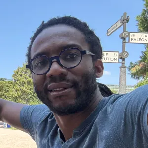 Babysitting enfant de 6 ans à domicile