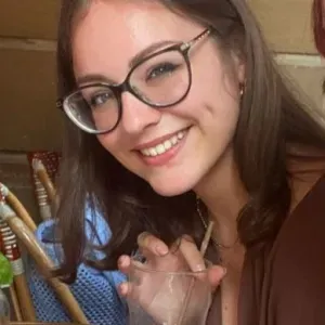 Sweet & Responsible English-Speaking Babysitter Paris/Meaux