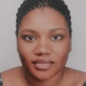 Auxiliaire de santé certifié par la croix rouge Genevoise 