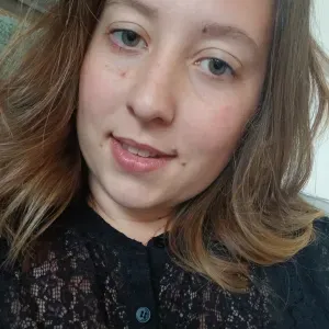 Femme de menage sens et ses alentours , repassage 