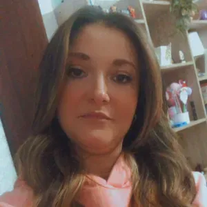 Addetta alle pulizie a Napoli e provincia salve