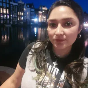 Buen día. Soy joven muy dinámica, responsable, honesta.