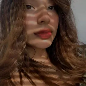 Je suis disponible commen nounou, baby-sitter, etc