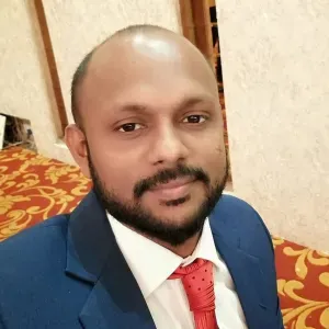 Responsible housekeeper / householder in Paris