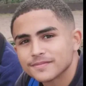 Étudiant à la rescousse de parents occupés