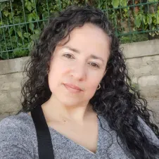 Cuidado y acompañamiento con compromiso y honestidad.