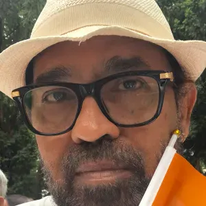 Je recherche un prof de matière langue française 