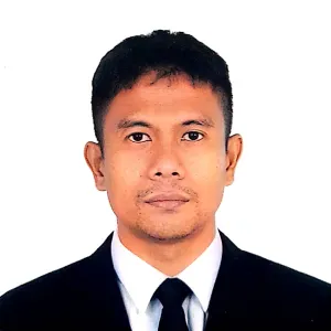 I'll be happy to walk your pet,I am available everyday.