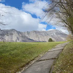Homme de ménage grenoble discipliner
