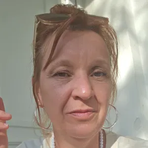 Femme de Ménage  responsable à la maison