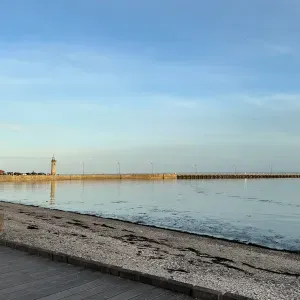 Je cherche une femme de ménage pour airbnb 