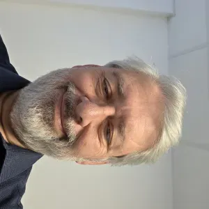 je cherche femme de menage mise en machine a laver