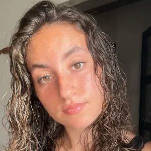Baby-sitter expérimentée à Louviers