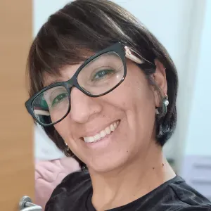 Donna di pulizia casa, appartamento a Roma 