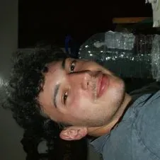 São um jovem universitário que tem um grande amor por animai