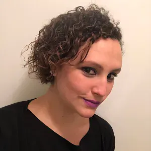 Je cherche une baby-sitter à domicile