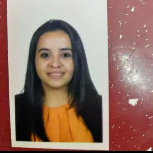 Hola soy Leyda tengo experiencia con niños pequeños