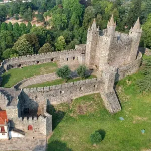 Procuro pessoa que faça limpezas domésticas