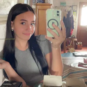 Baby-sitter disponible à Dreux !!