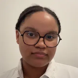 Baby-sitter expérimenté dans le Val-d'oise 