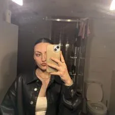 Sou a Maria, tenho 19 anos sou responsável e amo animais
