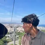 Je suis un Baby-sitter de 16 ans motivée 