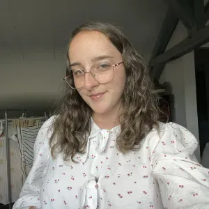  Héloïse, babysitter de 22 ans diplômée du BAFA 