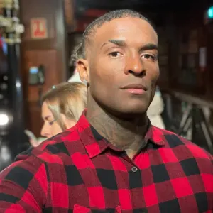 Procura se empregada de limpeza 