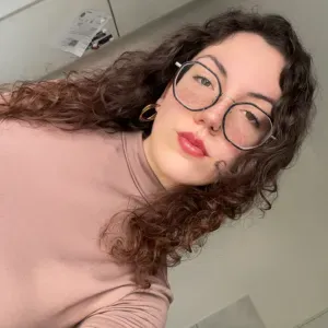 Serviços de cuidados e passeios com animais de estimação 