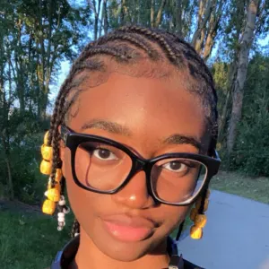 Baby-sitter attentionnée et expérimentée !