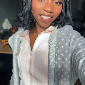 Baby-sitter disponible à Dourdan – CESU