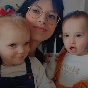 Je recherche une baby sitter 