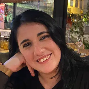 babysitter com experiência em Faro