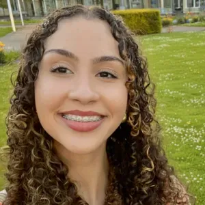 Baby-sitter étudiante sérieuse à Libourne !