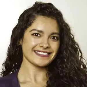 🐾 ¡Paseos y Diversión para tu Peludo! 🐶💖