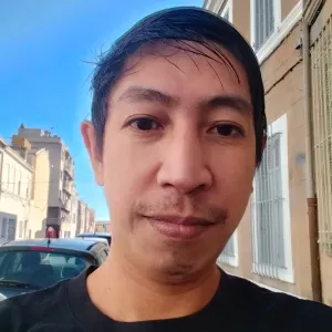 Responsible Housekeeper in Marseille