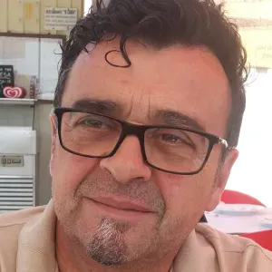 Oferta de emprego para petsitter em Oeiras