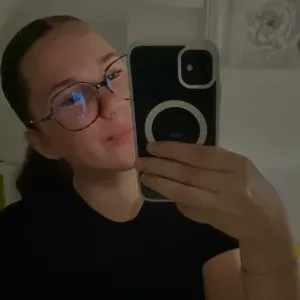 jeune baby-sitter de 15ans expérimenté 