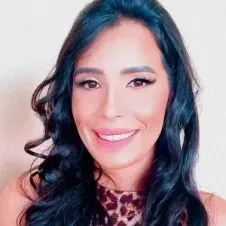 Estou disponível para trabalhar de segunda a sexta-feira .