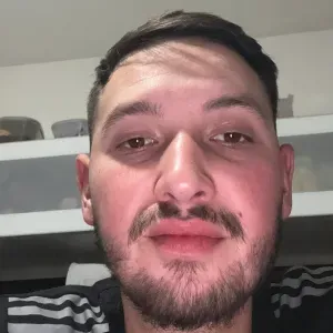 Homme de ménage et entretien 68