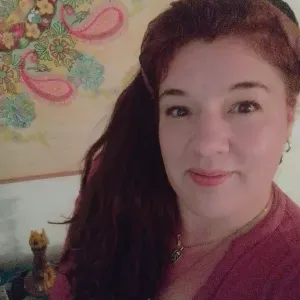 Babysitter with family-based experience 