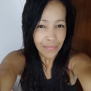 Empregada de limpeza, responsável, Almada 