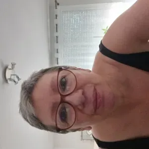 Aide à domicile pour les aînés (es)