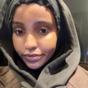 I am a professional baby sitter 